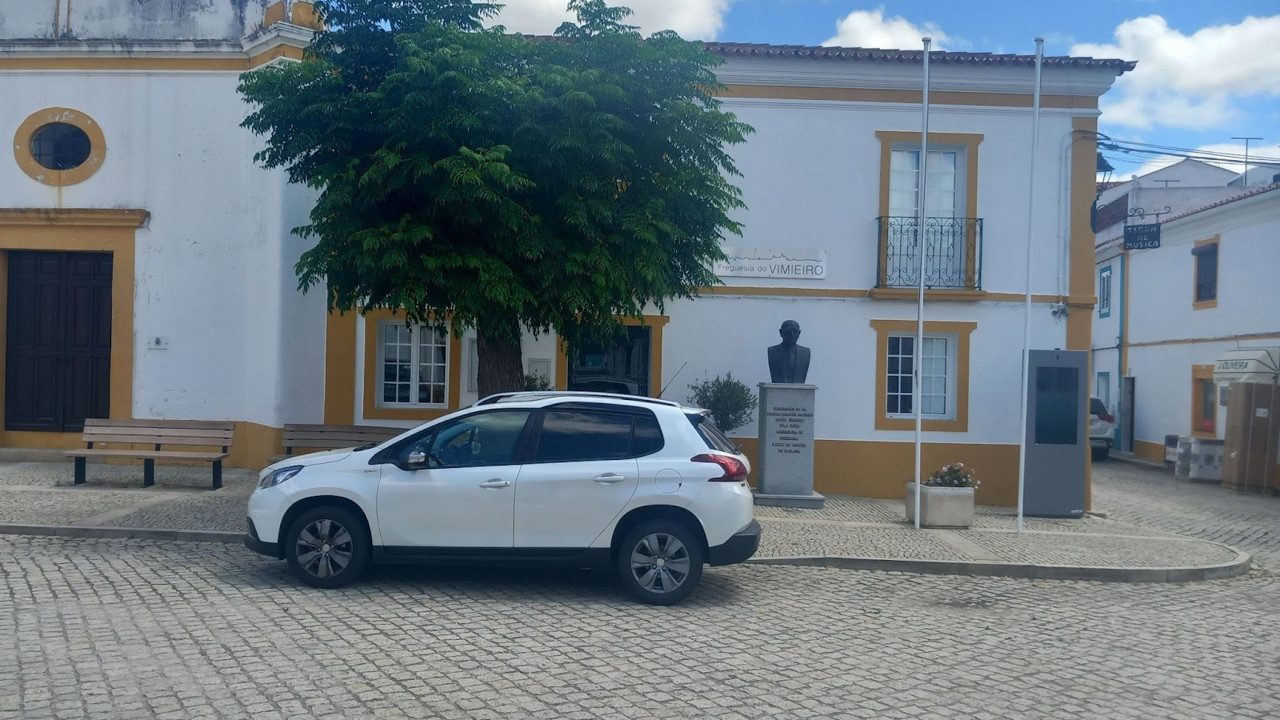 Espaço de coworking na Junta de Freguesia de Vimieiro